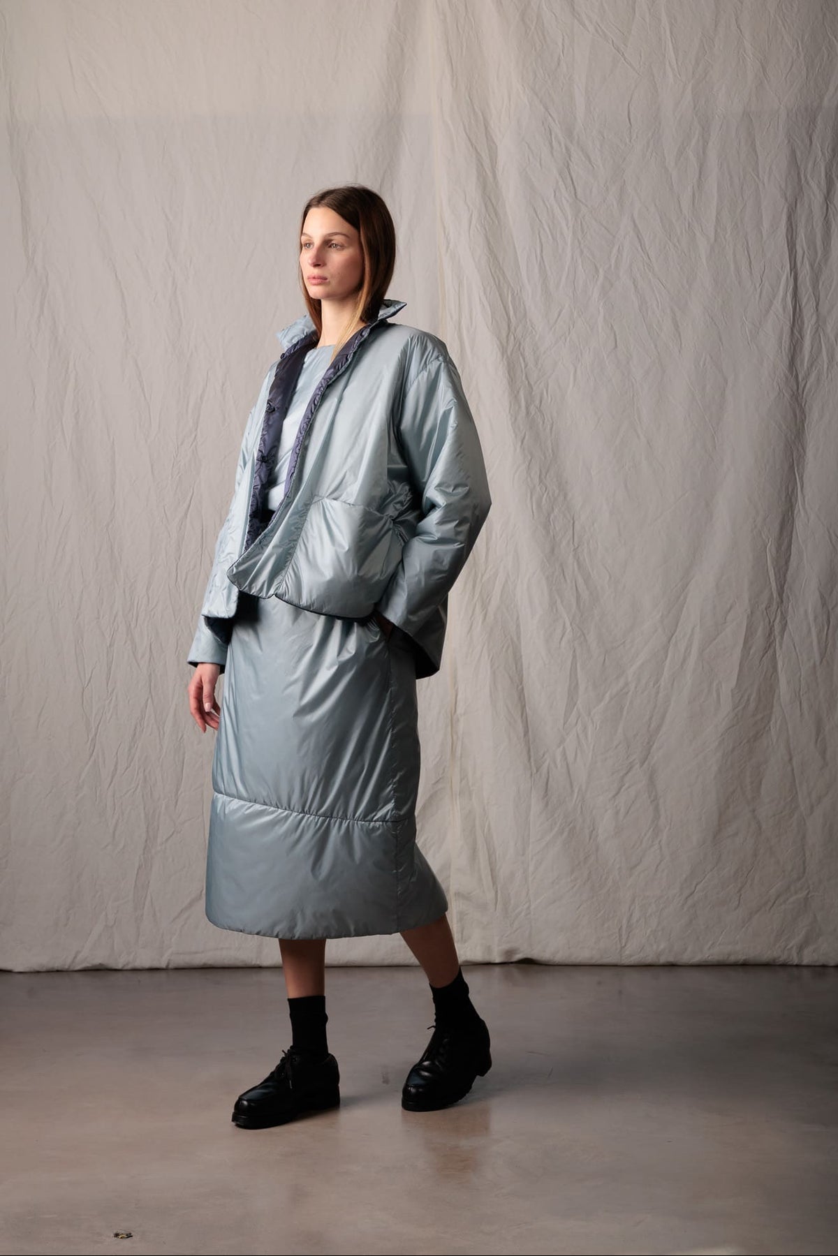 Asciari CLARA reversible padded overshirt for women in sky blue recycled tech fabric, made in Italy