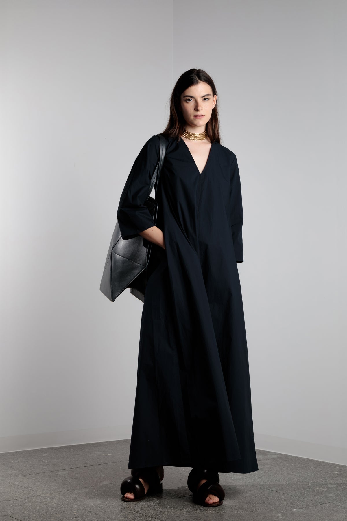 Asciari PENELOPE long V-neck dress for women in navy cotton poplin, made in Italy